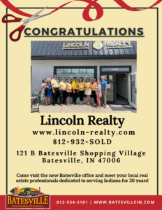 Lincoln Realty ribbon cutting photo