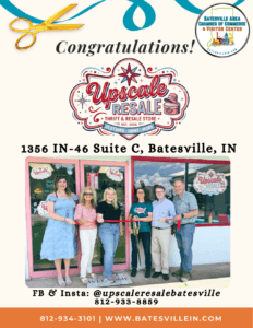 Upscale Resale ribbon cutting photo