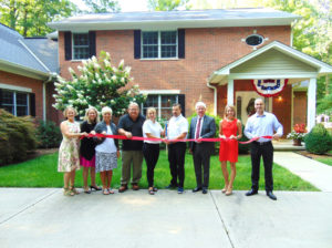 Hickory Road Inn ribbon cutting photo