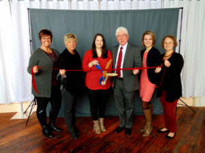 Marsha Combs Photography ribbon cutting photo